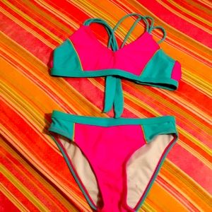 Girls swimwear